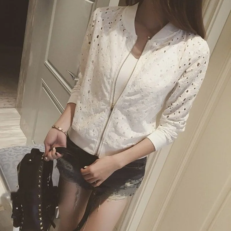 Spring/Autumn Lace Hollow Out Women Jacket Sun Protection Clothing Stand Collar Long Sleeve Zippers Short Breathable Bomber Coat
Spring/Autumn Lace Hollow Out Women Jacket Sun Protection Clothing Stand Collar Long Sleeve Zippers Short Breathable Bomber Coat