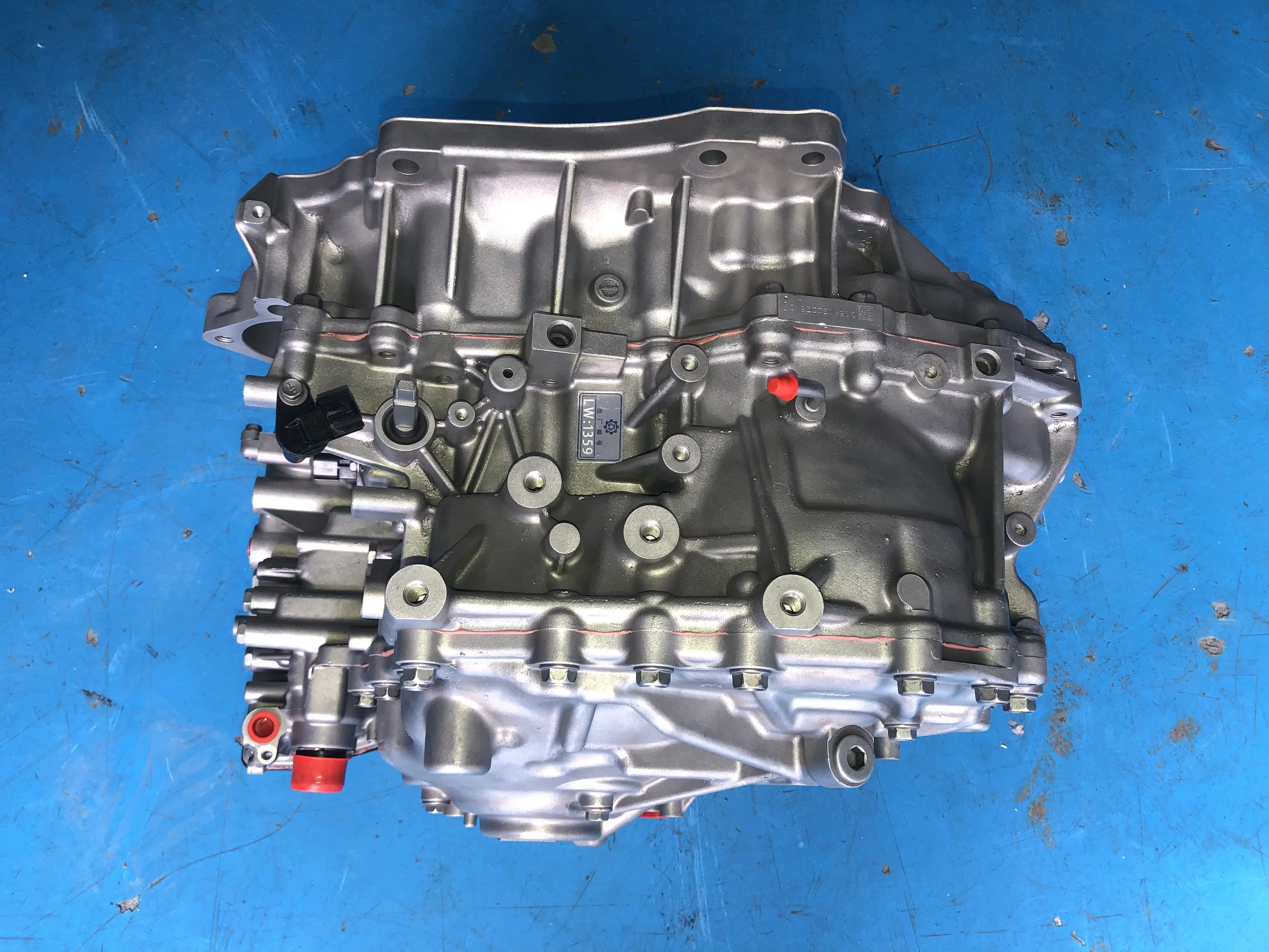 31020-3VX1D 310203VX1D Automatic Part T32 2.5L 4WD JF017E RE0F10D Brand New Gearbox For X-Trail Transmission Assembly .
31020-3VX1D 310203VX1D Automatic Part T32 2.5L 4WD JF017E RE0F10D Brand New Gearbox For X-Trail Transmission Assembly .