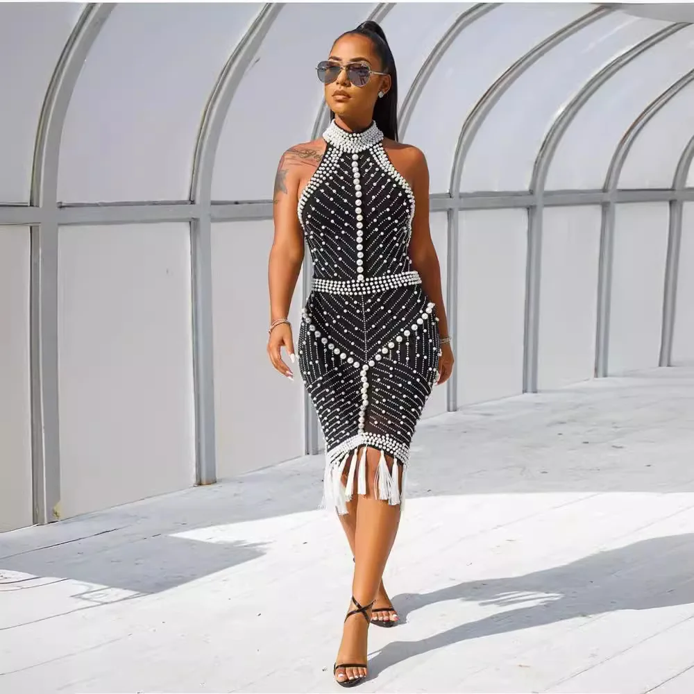 Stylish high neck neck sleeveless hip wrap waist sexy hot diamond bead fringed short skirt temperament elegant and simple new ho
Stylish high neck neck sleeveless hip wrap waist sexy hot diamond bead fringed short skirt temperament elegant and simple new ho
