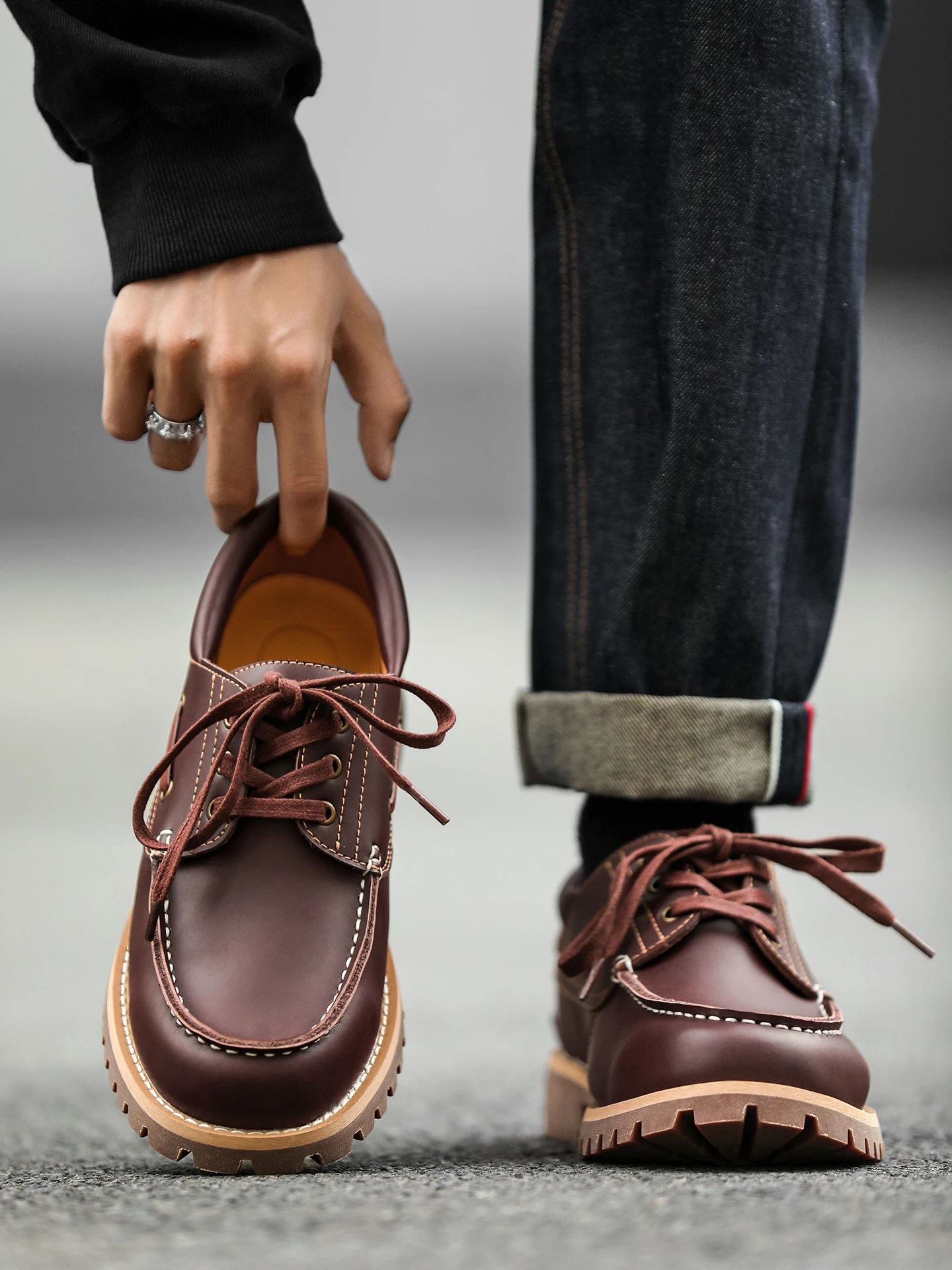 Retro Work Boots Men's Thi Bot Heightening Outdoor Casual Leather oes Briti Sle Versatile Trendy oes Autumn 2025
Retro Work Boots Men's Thi Bot Heightening Outdoor Casual Leather oes Briti Sle Versatile Trendy oes Autumn 2025