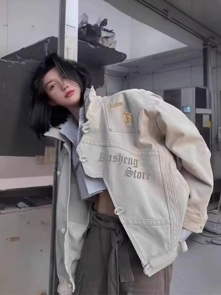 2026 Spring Unisex Jacket High Neck Long-Sleeve Denim Shirt For Women Single Breasted Button Stand Up Collar Design Top
2026 Spring Unisex Jacket High Neck Long-Sleeve Denim Shirt For Women Single Breasted Button Stand Up Collar Design Top