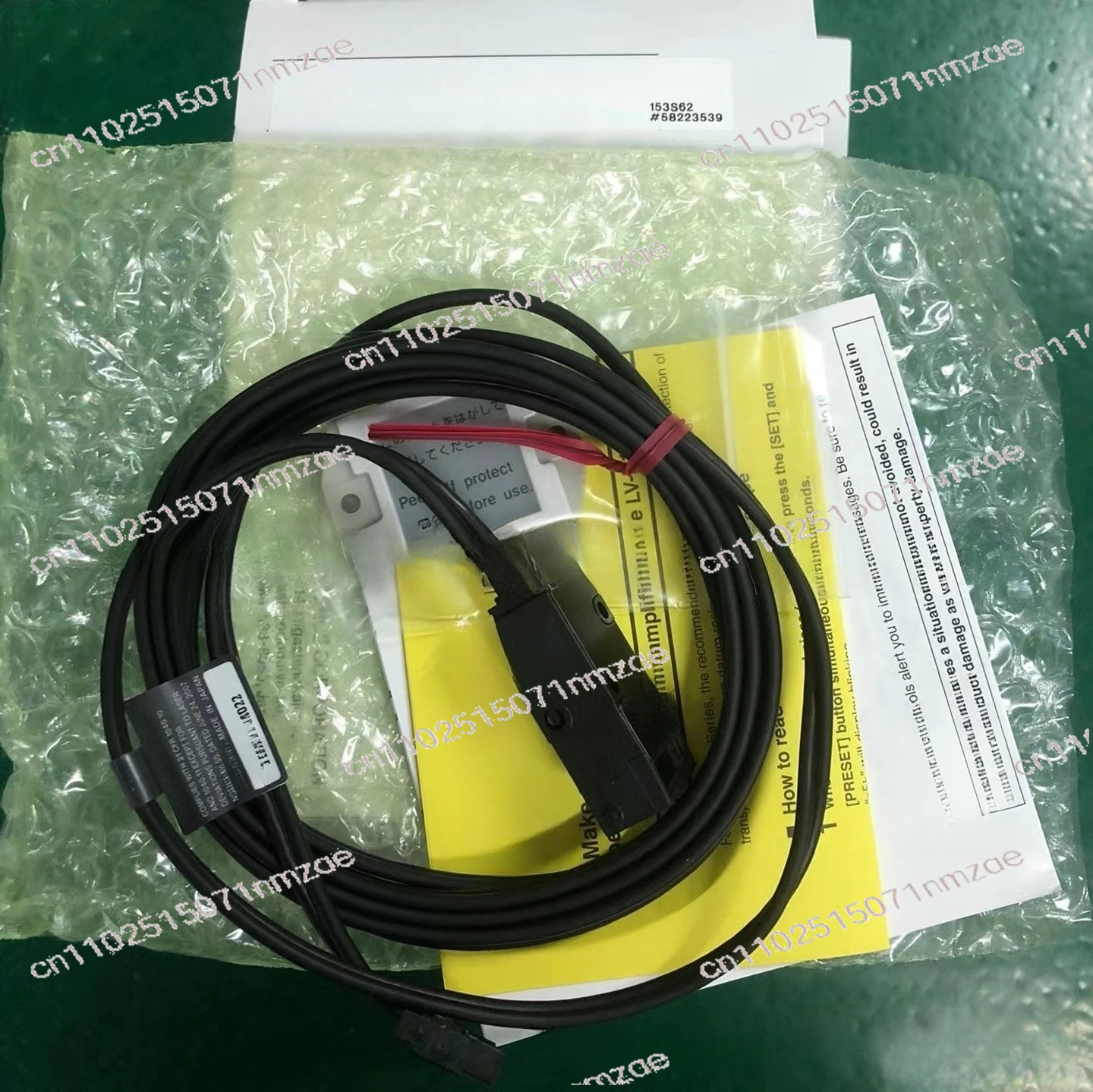 Цифровая лазерная сенсорная головка, промышленный датчик ретроотражающего типа
Цифровая лазерная сенсорная головка, промышленный датчик ретроотражающего типа