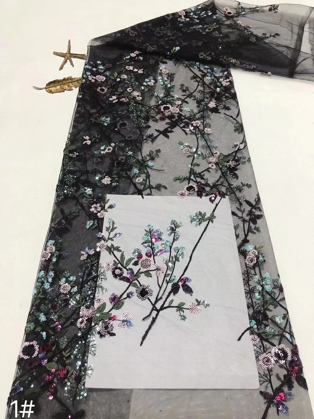 French luxury 3D flowers with new fashion sequined lace, high quality Nigerian embroidered lace fabric 5 yards wedding sewn
French luxury 3D flowers with new fashion sequined lace, high quality Nigerian embroidered lace fabric 5 yards wedding sewn