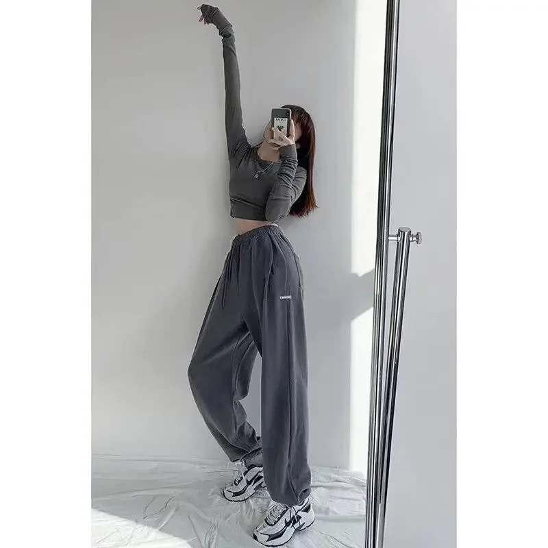 Women Pants Streetwear Fall 2021 tall waist letters sweatpants female leisure beam feet Pants For Women dropshipping
Women Pants Streetwear Fall 2021 tall waist letters sweatpants female leisure beam feet Pants For Women dropshipping