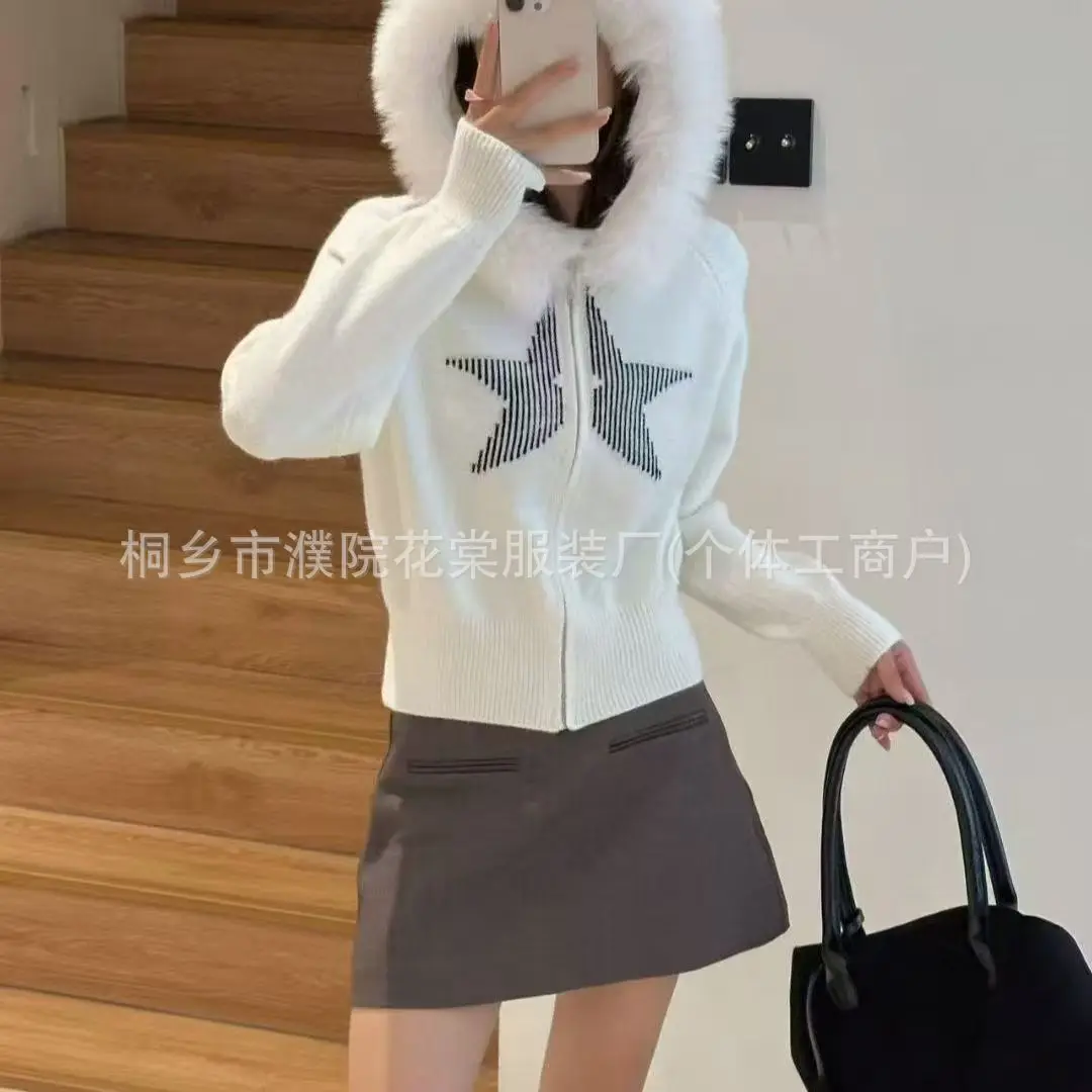 Съемный плюшевый вязаный кардиган с капюшоном для женщин, осень-зима 2022, темпераментный свитер в ленивом стиле, куртка, женский топ
Съемный плюшевый вязаный кардиган с капюшоном для женщин, осень-зима 2022, темпераментный свитер в ленивом стиле, куртка, женский топ