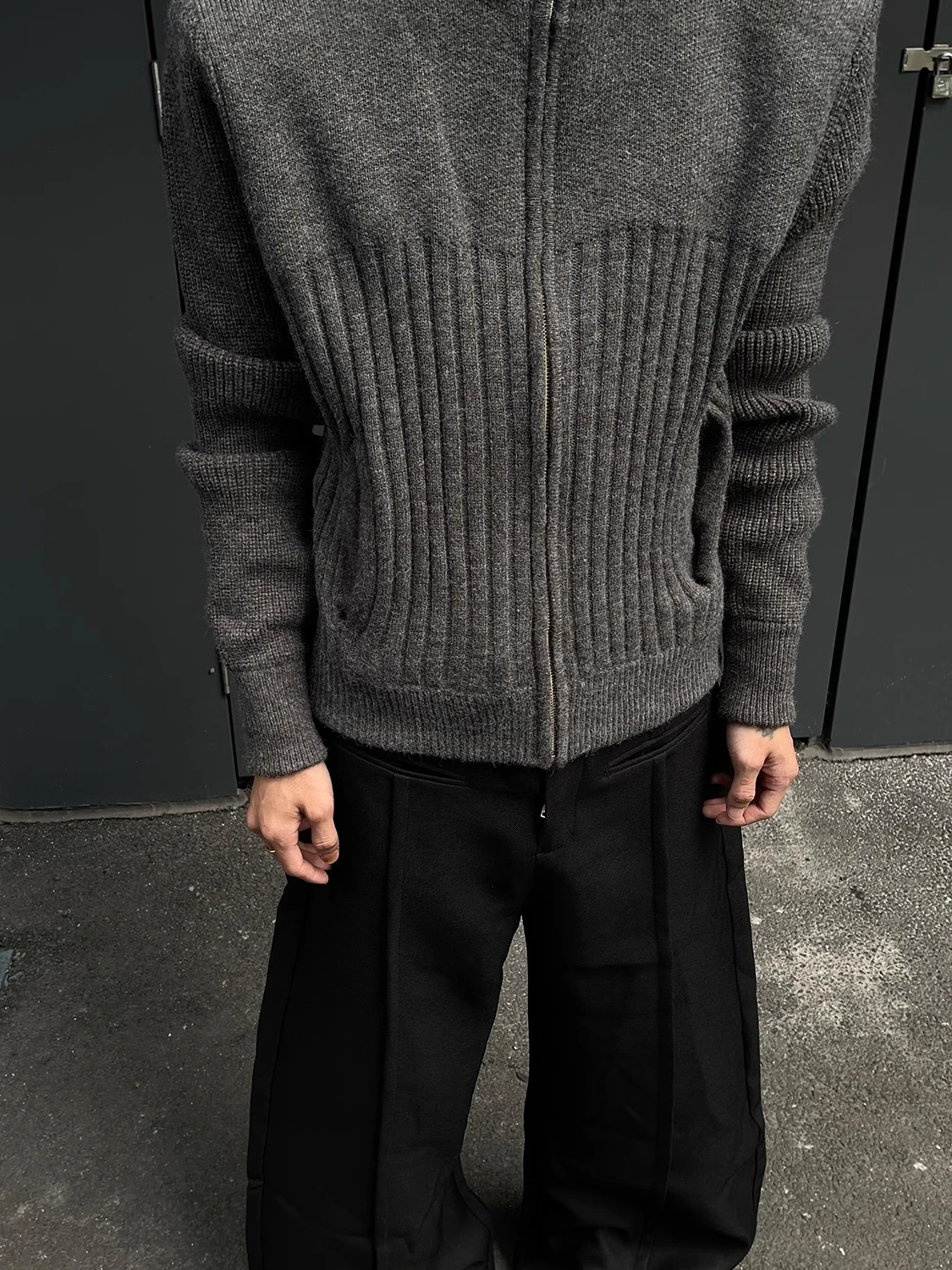 Американский вязаный свитер Sle Lazy с высоким воротником, мужская верхняя одежда из полиэфирного волокна, повседневная одежда, функция тепла
Американский вязаный свитер Sle Lazy с высоким воротником, мужская верхняя одежда из полиэфирного волокна, повседневная одежда, функция тепла