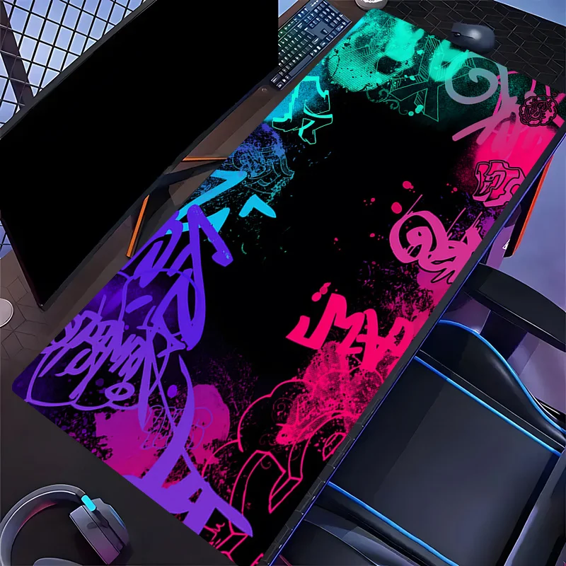 1pc Neon Graffiti Art Desk Mat Large Gaming Mouse Pad Non-slip Rubber Base Stitched Edge Keyboard Pads PC Rug for Office Decor
1pc Neon Graffiti Art Desk Mat Large Gaming Mouse Pad Non-slip Rubber Base Stitched Edge Keyboard Pads PC Rug for Office Decor