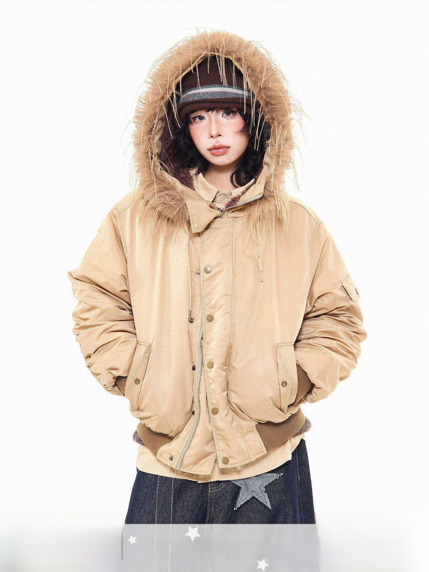 Женская осенне-зимняя свободная утепленная парка MKGO в американском ретро-стиле с отстегивающимся меховым воротником и капюшоном, хлопковая верхняя одежда
Женская осенне-зимняя свободная утепленная парка MKGO в американском ретро-стиле с отстегивающимся меховым воротником и капюшоном, хлопковая верхняя одежда