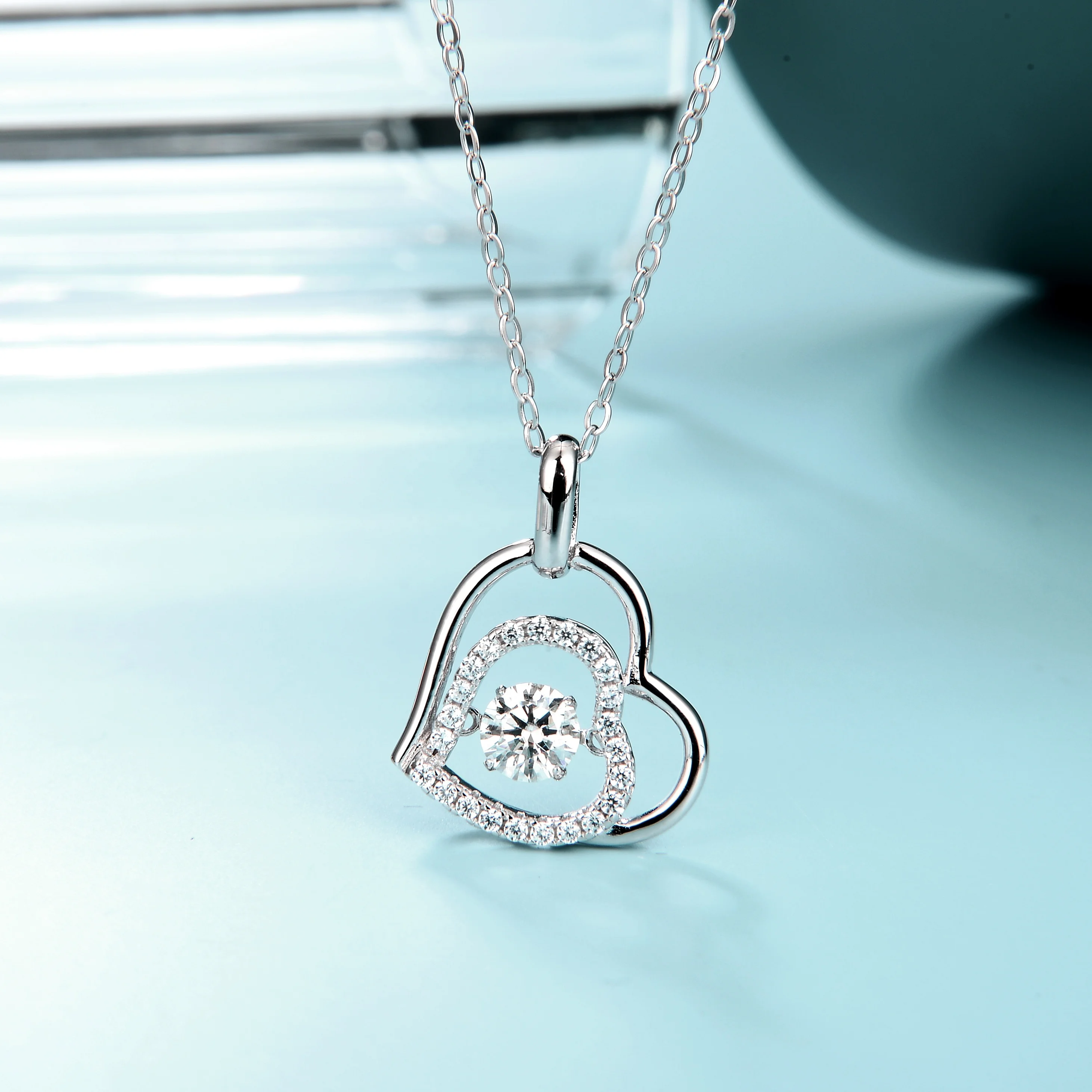 925 Sterling Silver 1ct Moissanite Diamond Heart Necklace Pendant - Party Jewelry
925 Sterling Silver 1ct Moissanite Diamond Heart Necklace Pendant - Party Jewelry