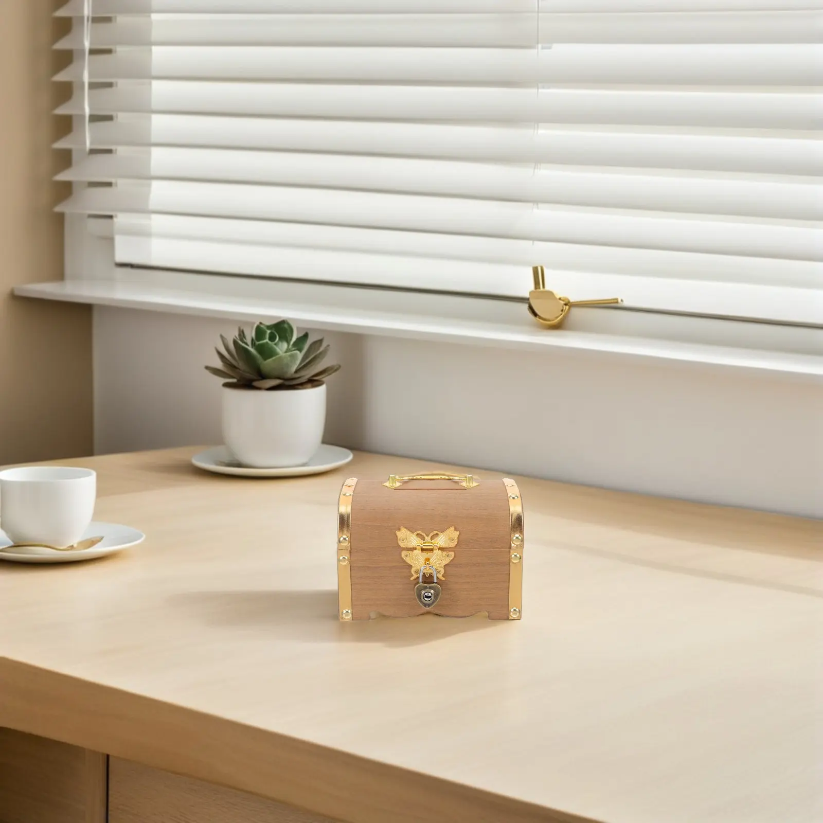 Mini Lockable Retro Treasure Chest Box Small Metal Coin Bank Money Storage Box Vintage Style Lock Chest for Children Savings
Mini Lockable Retro Treasure Chest Box Small Metal Coin Bank Money Storage Box Vintage Style Lock Chest for Children Savings