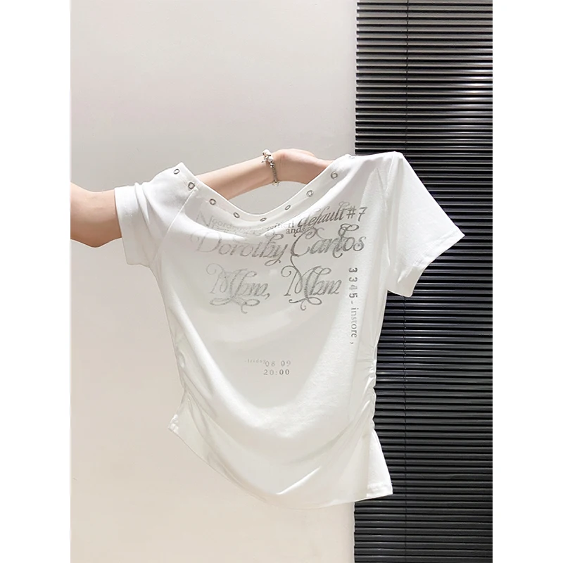 Sweet Cool Style, Sloping Shoulder, Short-sleeved T-shirt for Women, New Style Vintage Printing, Fitted Waist Slim-fitting Top
Sweet Cool Style, Sloping Shoulder, Short-sleeved T-shirt for Women, New Style Vintage Printing, Fitted Waist Slim-fitting Top