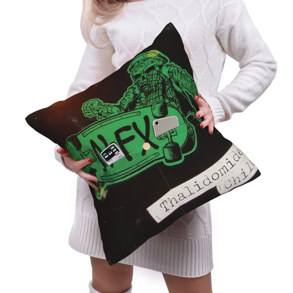 Наволочка для декоративной подушки Nofx Band Final Tour с принтом черепа, квадратная, из полиэстера, для дома и спальни, для создания уютной атмосферы
Наволочка для декоративной подушки Nofx Band Final Tour с принтом черепа, квадратная, из полиэстера, для дома и спальни, для создания уютной атмосферы