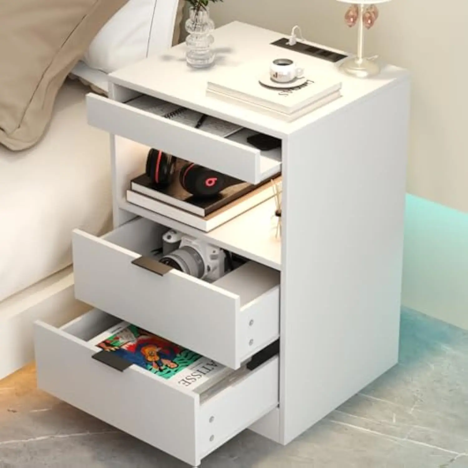Led Nightstand with Charging Station, Bedside Table with 3 Drawers and Led Lights, End Table Sofa Couch Side Table with Pull-O
Led Nightstand with Charging Station, Bedside Table with 3 Drawers and Led Lights, End Table Sofa Couch Side Table with Pull-O