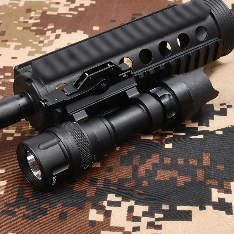 Airsoft WADSN Upgraded Metal M952V Flashlight M952 Hunting Weapon Scout Light Led Strobe with M93 QD Mount Fit 20mm Guide Rail
Airsoft WADSN Upgraded Metal M952V Flashlight M952 Hunting Weapon Scout Light Led Strobe with M93 QD Mount Fit 20mm Guide Rail