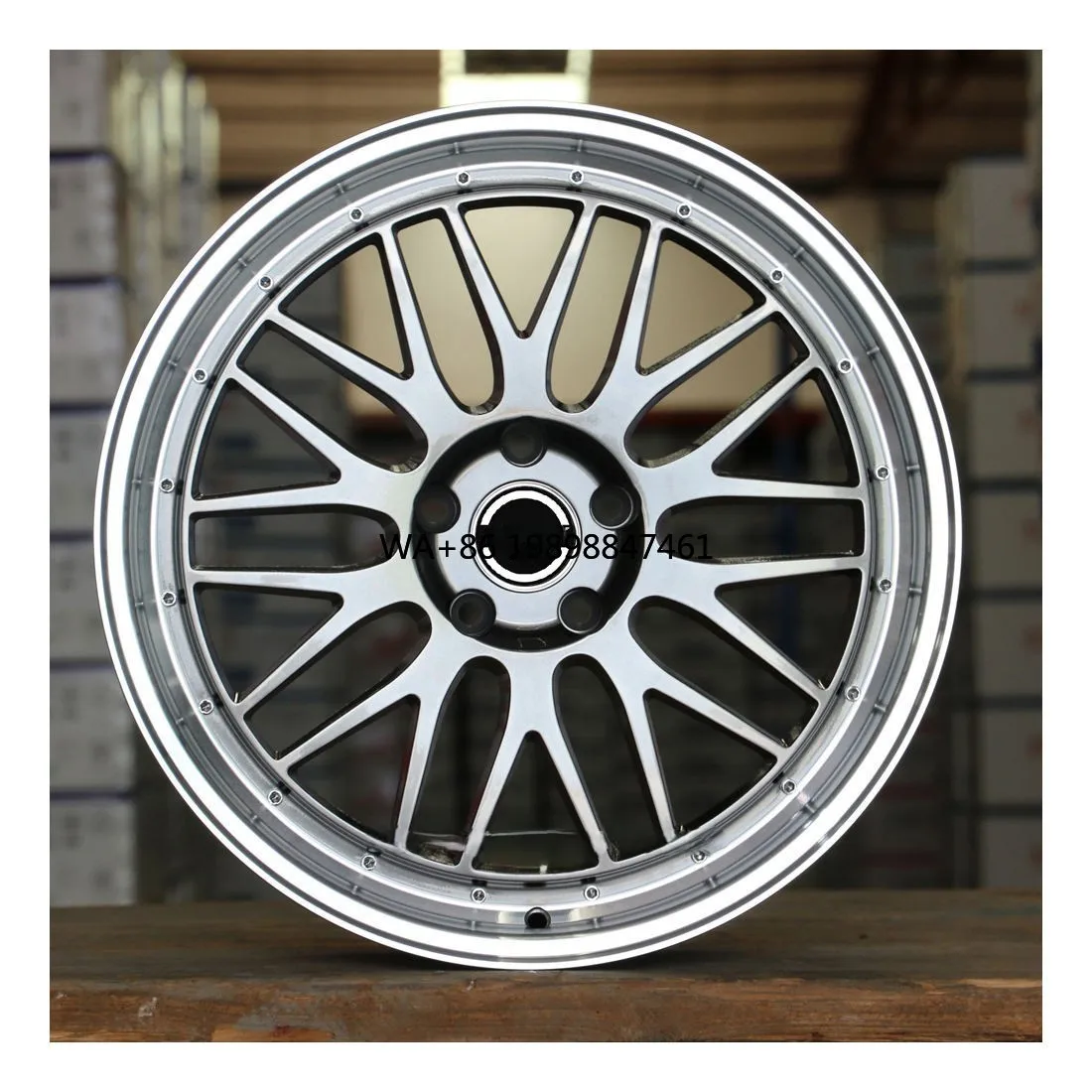 New Custom 2 Piece Alloy Forge Wheels 5x114.3 5x127 5x120 15-24 Inch Multi Spoke off Road Rims for Land Rover Defender TOYOTA
New Custom 2 Piece Alloy Forge Wheels 5x114.3 5x127 5x120 15-24 Inch Multi Spoke off Road Rims for Land Rover Defender TOYOTA