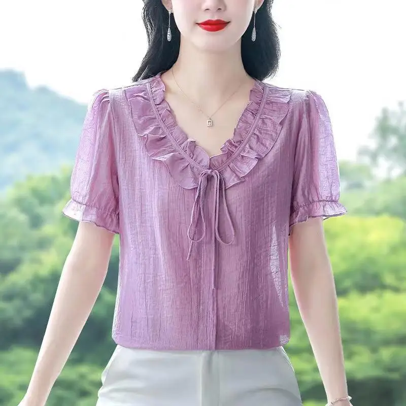 2025 Summer Womens V-neck Blouse New Fashion Fungus Ruffle Edge Lace-up Short-sleeved Shirt Blouse Casual Female Tops
2025 Summer Womens V-neck Blouse New Fashion Fungus Ruffle Edge Lace-up Short-sleeved Shirt Blouse Casual Female Tops