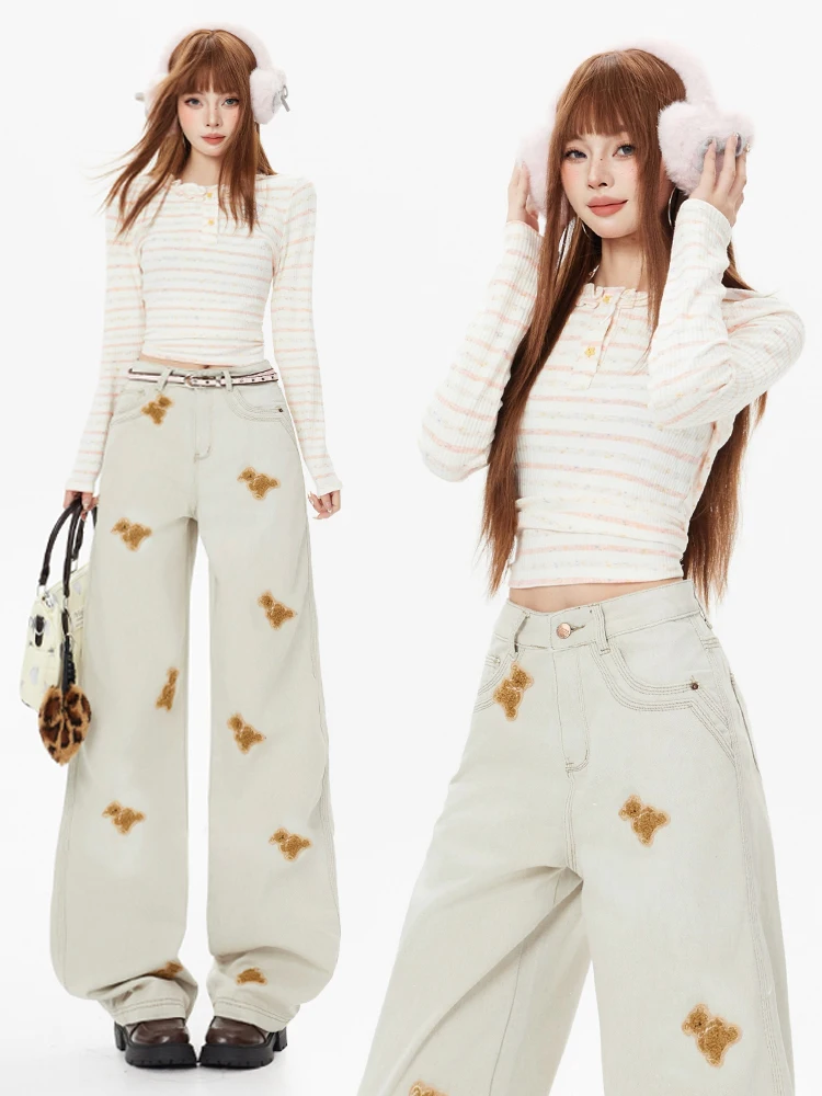 Retro American Cartoon Bear Embroidered Wide Leg Denim Jeans High Waist Straight Cut for Women Autumn New Style Versatile Pants
Retro American Cartoon Bear Embroidered Wide Leg Denim Jeans High Waist Straight Cut for Women Autumn New Style Versatile Pants
