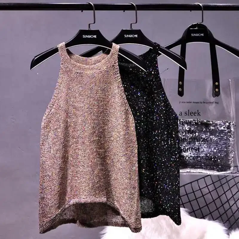 2024Ladies new sexy off-the-shoulder hollowed-out neck knit halter sequin gold thread see-through pink vest top
2024Ladies new sexy off-the-shoulder hollowed-out neck knit halter sequin gold thread see-through pink vest top