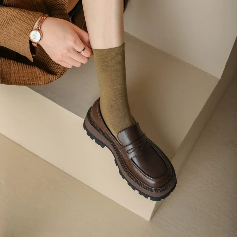 2022 Spring/Autumn Women Shoes Split Leather Round Toe Chunky Heel Shoes Casual Slip-on Platform Shoes Women Loafers Black Pumps
2022 Spring/Autumn Women Shoes Split Leather Round Toe Chunky Heel Shoes Casual Slip-on Platform Shoes Women Loafers Black Pumps