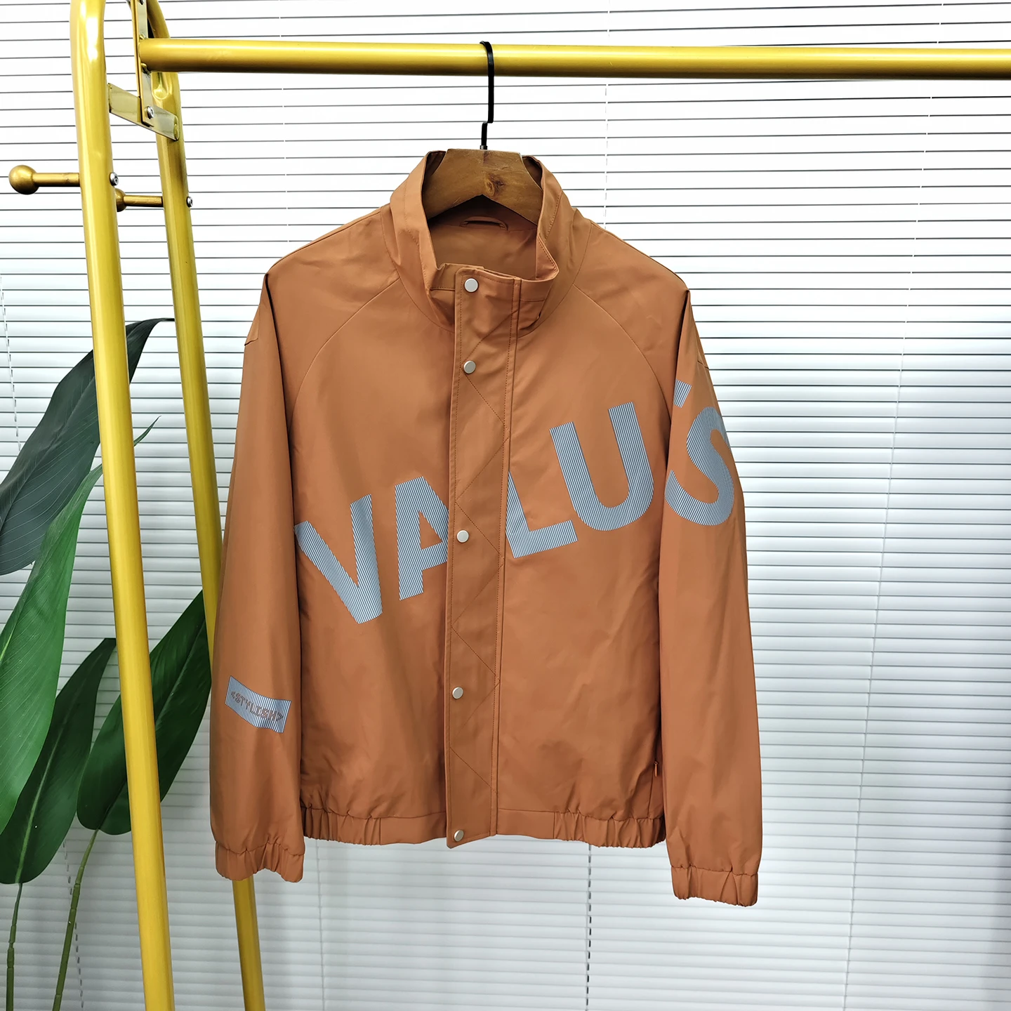 Faionable Printed Casual Jaet Men's Spring Autumn Stand Collar Windproof Polyester Fiber Long Sve Zipper Closure Coat
Faionable Printed Casual Jaet Men's Spring Autumn Stand Collar Windproof Polyester Fiber Long Sve Zipper Closure Coat