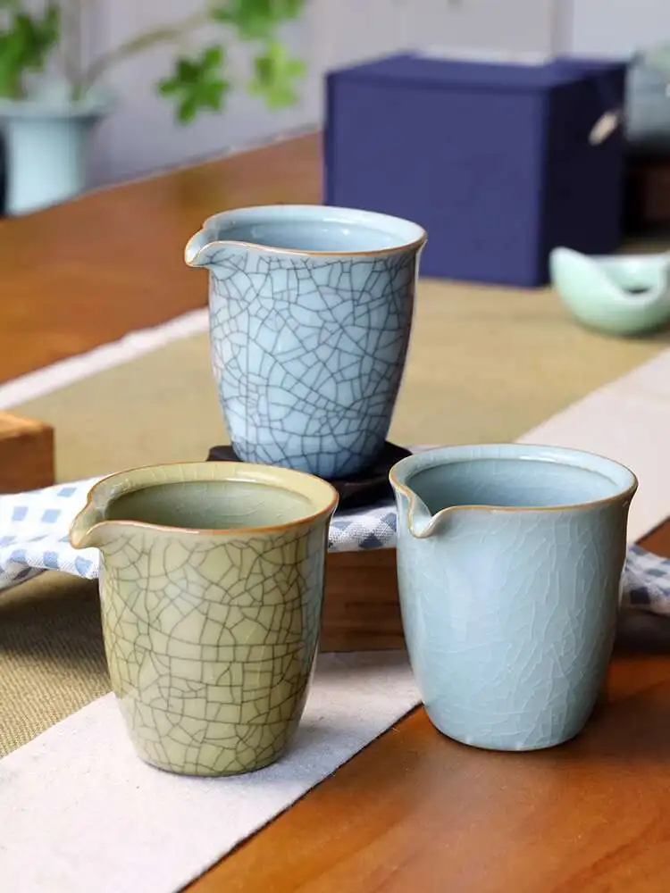 Чашка Longquan Celadon Fair в китайском стиле, 200 мл в чашке, Geyao Ice Crack Tea Sea, 6-цветный термостойкий большой дозатор для чая
Чашка Longquan Celadon Fair в китайском стиле, 200 мл в чашке, Geyao Ice Crack Tea Sea, 6-цветный термостойкий большой дозатор для чая