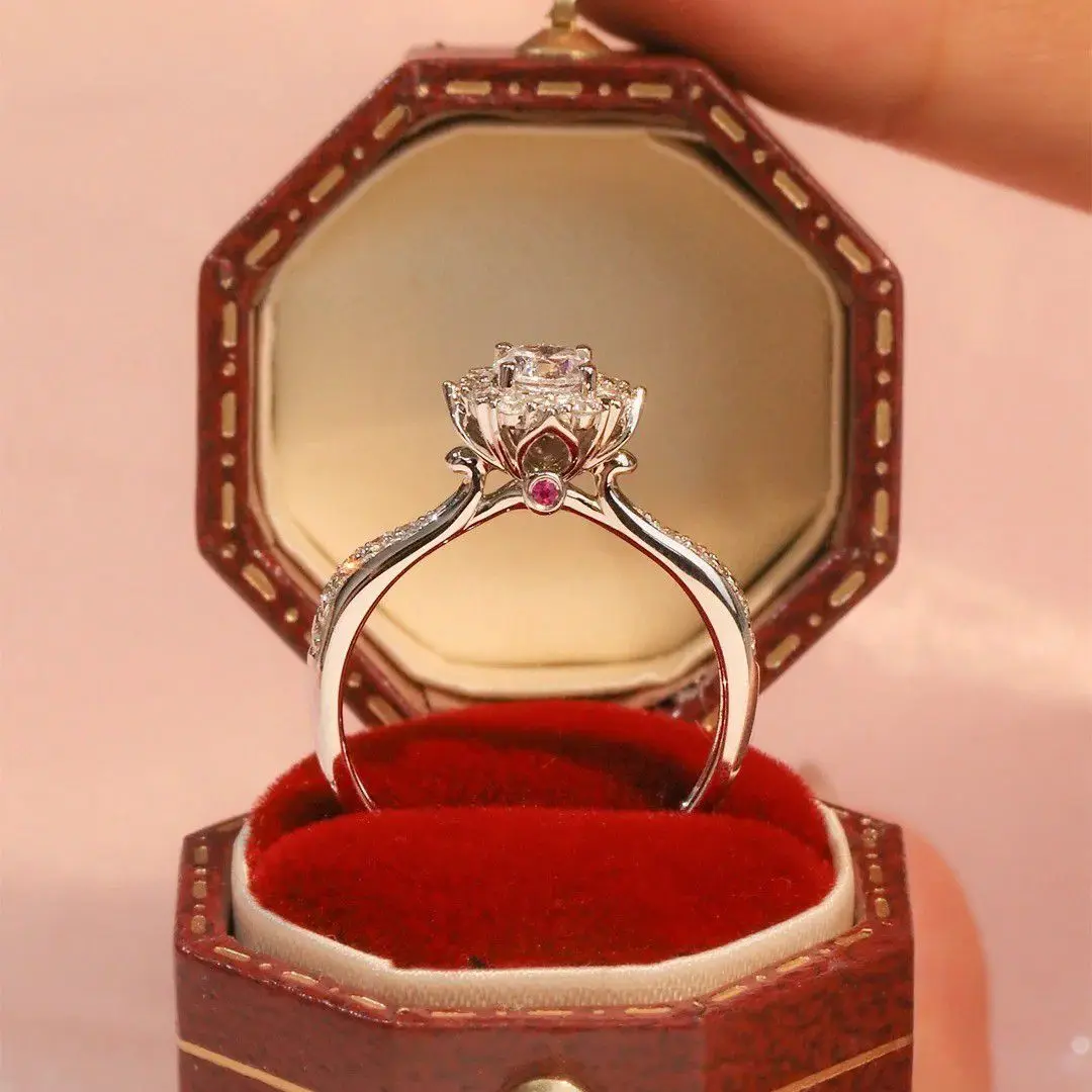 Кольцо Bright as Stars для женщин, 0.5 карата, муассанит, платина PT950 – тонкое обручальное кольцо, комфортная посадка, ювелирное изделие
Кольцо Bright as Stars для женщин, 0.5 карата, муассанит, платина PT950 – тонкое обручальное кольцо, комфортная посадка, ювелирное изделие