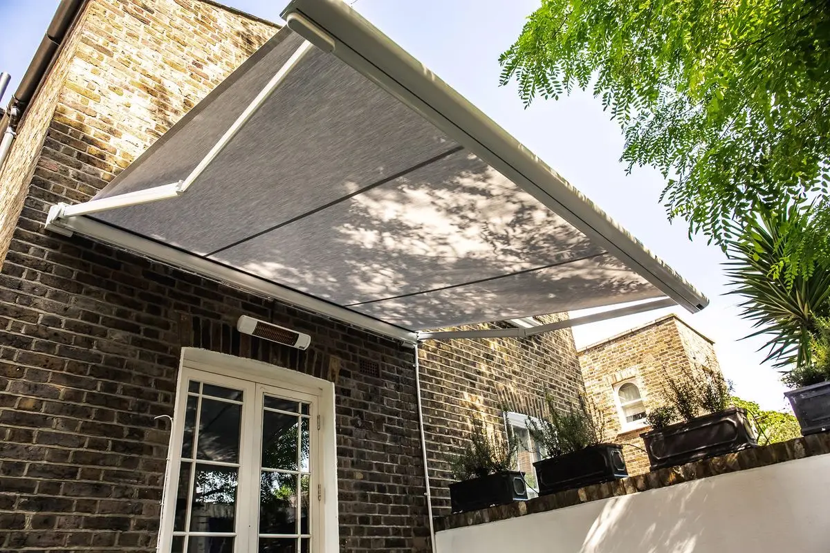 Custom Size Electric Waterproof Automatic Awnings Sun Shade Canopy Remote Control Full Cassette Awnings for Outdoor Balcony
Custom Size Electric Waterproof Automatic Awnings Sun Shade Canopy Remote Control Full Cassette Awnings for Outdoor Balcony