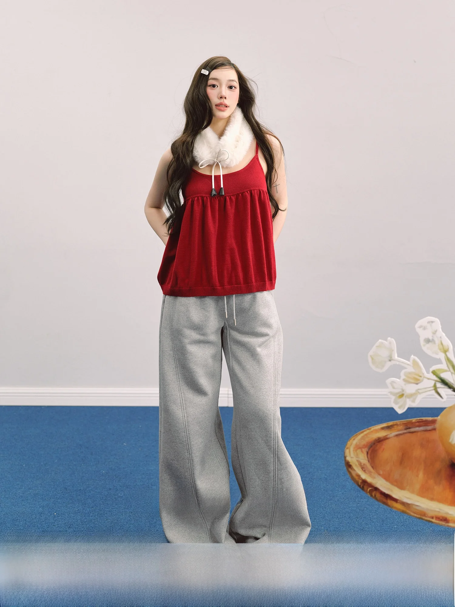 LaluneDuCiel Korean Style Loose Fit Knitted Puffy Strap Vest Women's New Year Inner Wear Top Casual round Neck Short Length
LaluneDuCiel Korean Style Loose Fit Knitted Puffy Strap Vest Women's New Year Inner Wear Top Casual round Neck Short Length