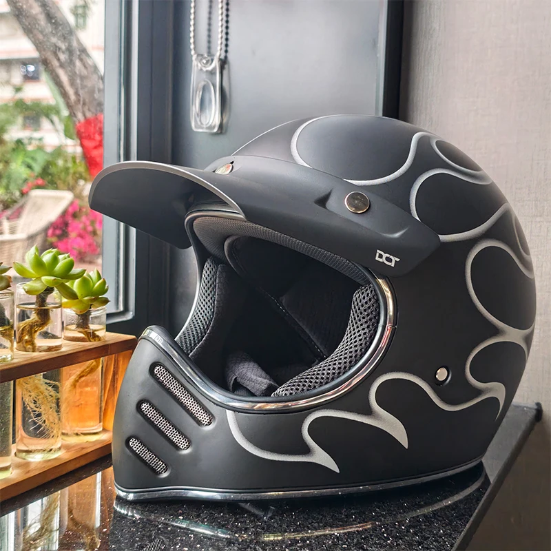 3c Retro Full Motorcycle Helmet Vintage Style Touring Travel City Commute Scooter All Seasons Protection
3c Retro Full Motorcycle Helmet Vintage Style Touring Travel City Commute Scooter All Seasons Protection