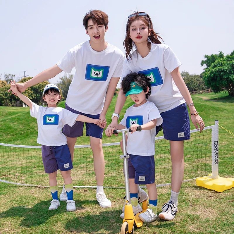 Family Outfits 2026 Summer Parent-child Clothing Father Mother and Daughter Son Cotton Short Sleeve Tee Shirts and Shorts Sets
Family Outfits 2026 Summer Parent-child Clothing Father Mother and Daughter Son Cotton Short Sleeve Tee Shirts and Shorts Sets