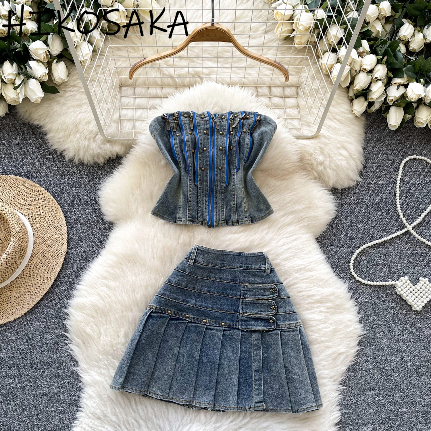 American Spicy Girl Fashion Streetwear Casual Denim Dress Sets Rivet Zipper Sleeveless Tube Top High Waist Pleated Denim Skirts
American Spicy Girl Fashion Streetwear Casual Denim Dress Sets Rivet Zipper Sleeveless Tube Top High Waist Pleated Denim Skirts