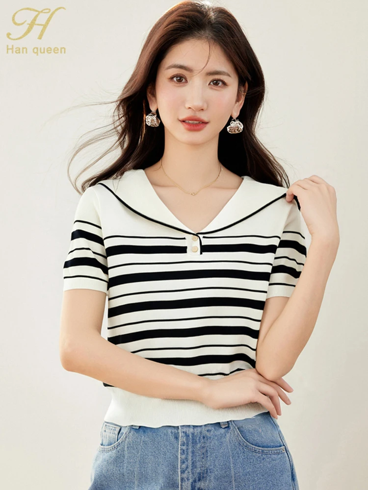 H Han Queen 2025 New Stripe Women's Sweater Short Sleeve Work Casual Tops Loose Vintage Pullover Korean Syle Women's Clothing
H Han Queen 2025 New Stripe Women's Sweater Short Sleeve Work Casual Tops Loose Vintage Pullover Korean Syle Women's Clothing