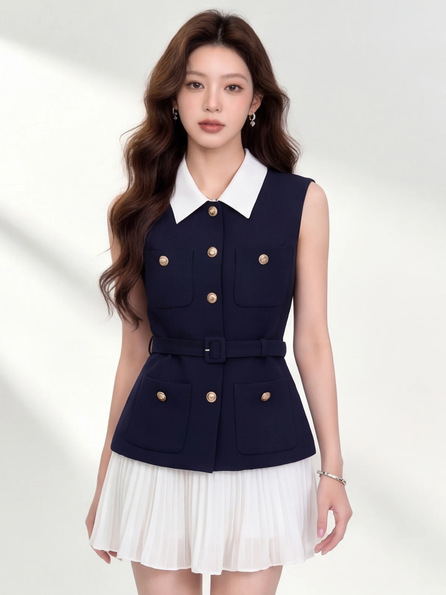 Summer Elegant Women's Wrap Waist Sleeveless Pleated Dress Fashionable A-Line Skirt Short Sleeve Button Closure Standard Fit
Summer Elegant Women's Wrap Waist Sleeveless Pleated Dress Fashionable A-Line Skirt Short Sleeve Button Closure Standard Fit