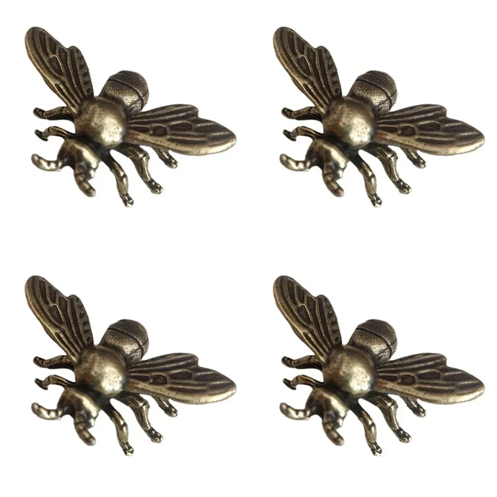 Brass Bee Ornament Bee Figurine Decor Living Room Decor Compact Size Exquisite Design Long-term Use Simple And Delicate
Brass Bee Ornament Bee Figurine Decor Living Room Decor Compact Size Exquisite Design Long-term Use Simple And Delicate