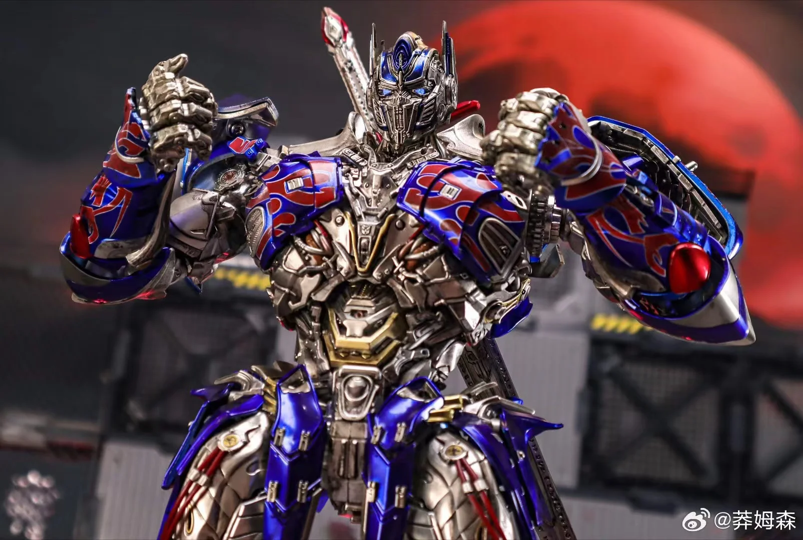 In Stock Transformation MF-004 MF004 2.0 Knight OP Prime DLX Alloy Action Figures Toy Gift Collection
In Stock Transformation MF-004 MF004 2.0 Knight OP Prime DLX Alloy Action Figures Toy Gift Collection