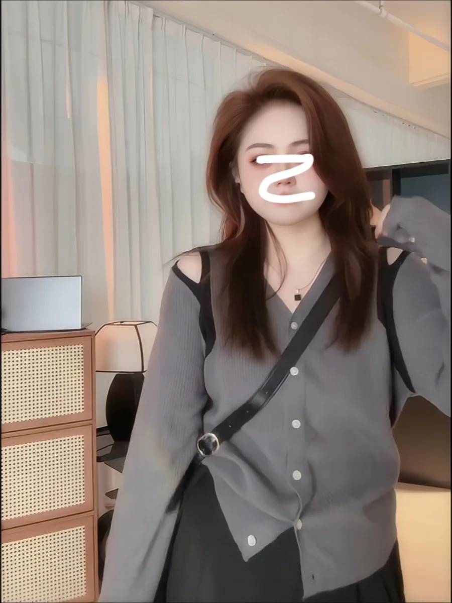 plus Size V-Neck Knitted Open Cardigan Sweater Women's Spring Slimming Meat Concealing Elegant Long Sleeve Top
plus Size V-Neck Knitted Open Cardigan Sweater Women's Spring Slimming Meat Concealing Elegant Long Sleeve Top