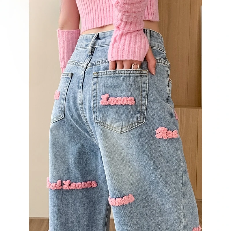 American wide leg jeans, women's new design for spring/summer 2024 embroidered letter straight leg slimming high waisted pants
American wide leg jeans, women's new design for spring/summer 2024 embroidered letter straight leg slimming high waisted pants