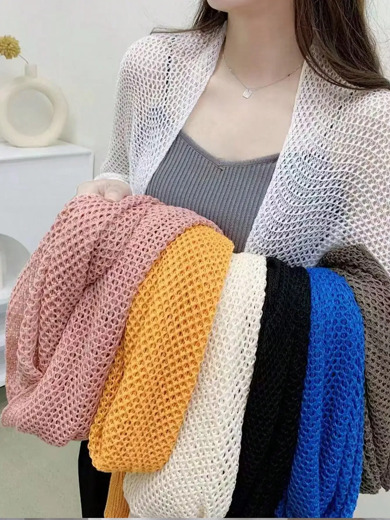 2026 1pc Women's Spring/Summer Honeycomb Sleeve Cape Shawl With Knitted Collar & Hollow Out Detailing, Fashionable Outerwear Accessories Women For Dress
2026 1pc Women's Spring/Summer Honeycomb Sleeve Cape Shawl With Knitted Collar & Hollow Out Detailing, Fashionable Outerwear Accessories Women For Dress