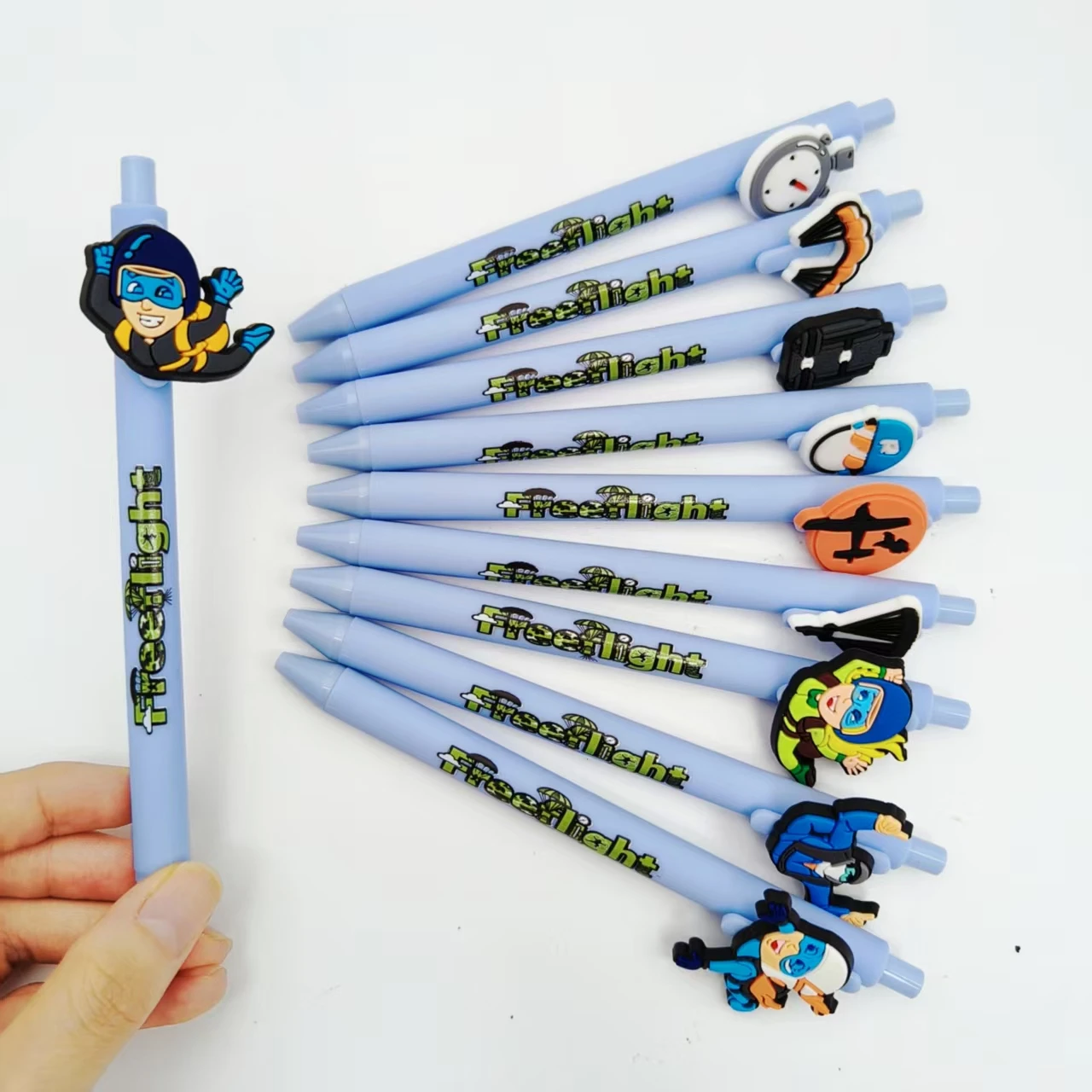 9 шт./15 шт., шариковая ручка с тематическим парашютом, небесно-голубая серия, гелевая ручка с принтом
9 шт./15 шт., шариковая ручка с тематическим парашютом, небесно-голубая серия, гелевая ручка с принтом