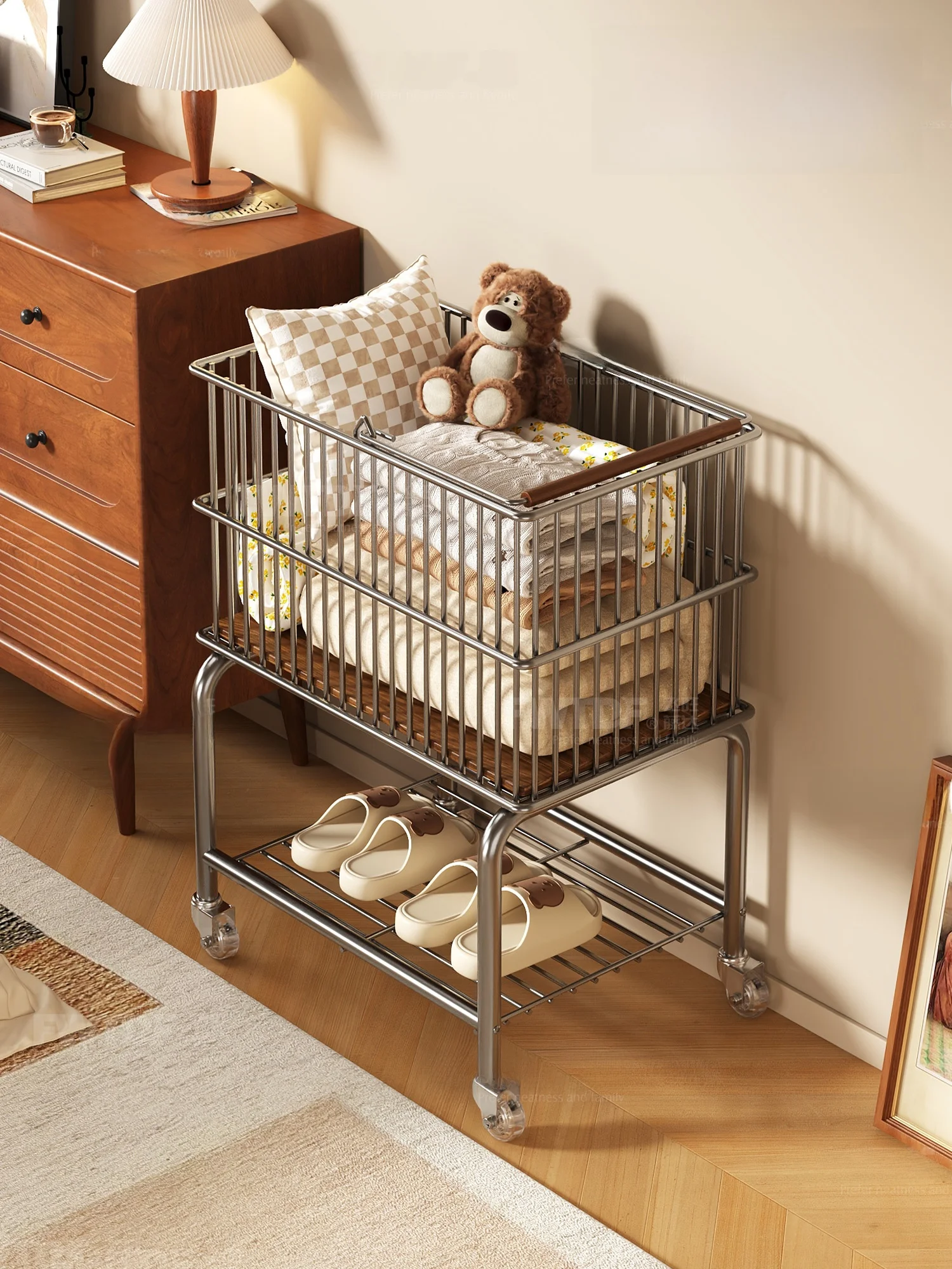 Mobile Laundry Hamper Small Cart Bedroom Clothes Storage Basket with Wheels Middle-Aged Bedside Shelf Metal Storage Rack
Mobile Laundry Hamper Small Cart Bedroom Clothes Storage Basket with Wheels Middle-Aged Bedside Shelf Metal Storage Rack