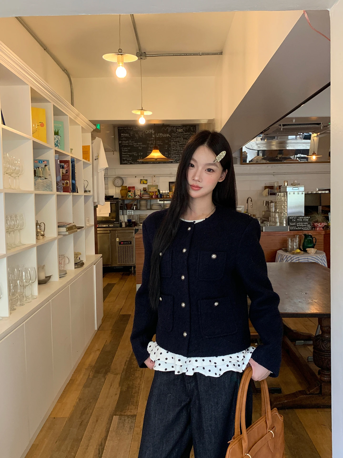 Красное шерстяное пальто Celebri для женщин, короткое, осенне-зимнее, модная верхняя одежда, маленький размер, из смесовой шерсти, куртка
Красное шерстяное пальто Celebri для женщин, короткое, осенне-зимнее, модная верхняя одежда, маленький размер, из смесовой шерсти, куртка