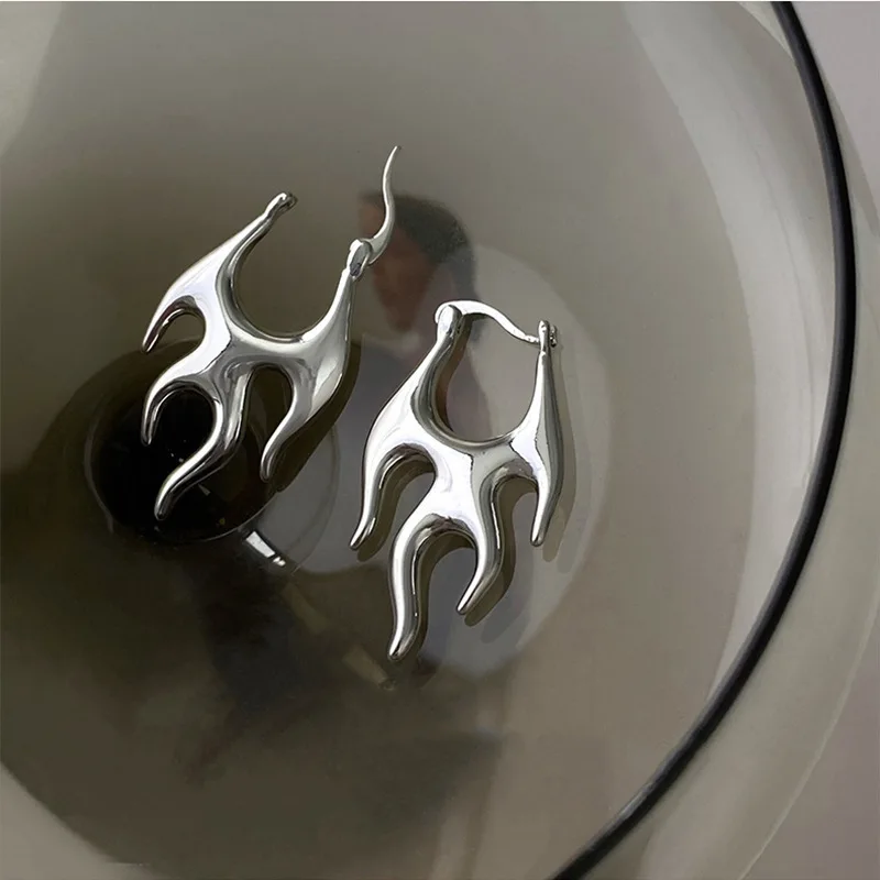 Gothic Punk Silver Color Flame Hoop Earrings for Women Exaggerated Irregular Geometric Piercing Earring Jewelry Accessories Gift
Gothic Punk Silver Color Flame Hoop Earrings for Women Exaggerated Irregular Geometric Piercing Earring Jewelry Accessories Gift