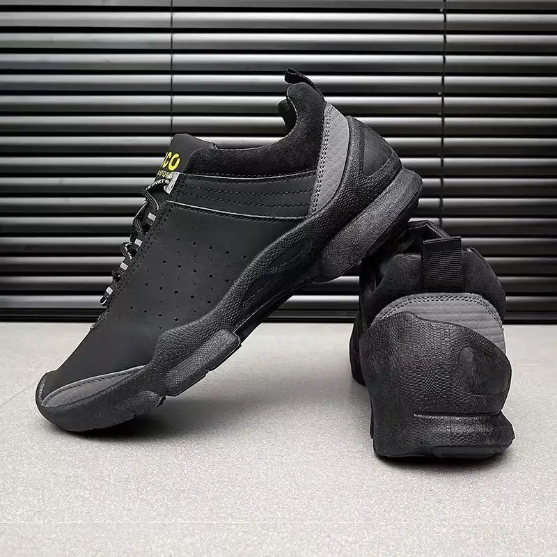 Men's Walking Shoes NEW Autumn Winter Trendy Sports Ultra Light Thick Soled Cotton shoes Men's Outdoor Shoes Waterproof
Men's Walking Shoes NEW Autumn Winter Trendy Sports Ultra Light Thick Soled Cotton shoes Men's Outdoor Shoes Waterproof