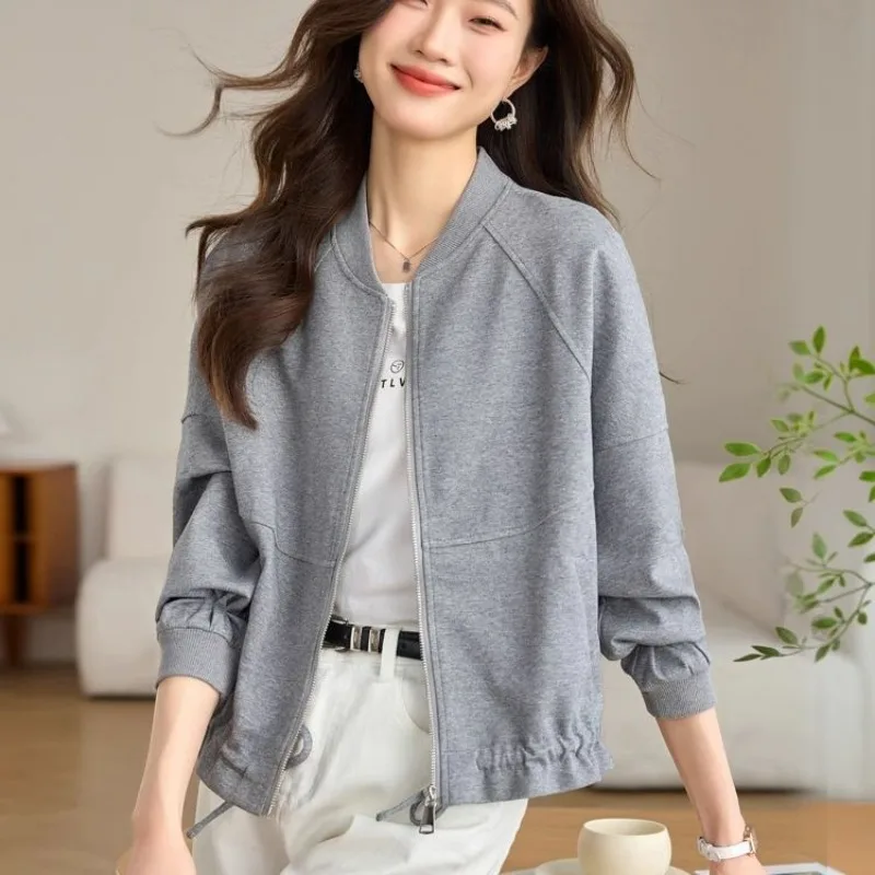 Small Sweatshirt Coat for Women's Short Spring and Autumn New Casual Sports Cardigan Top
Small Sweatshirt Coat for Women's Short Spring and Autumn New Casual Sports Cardigan Top
