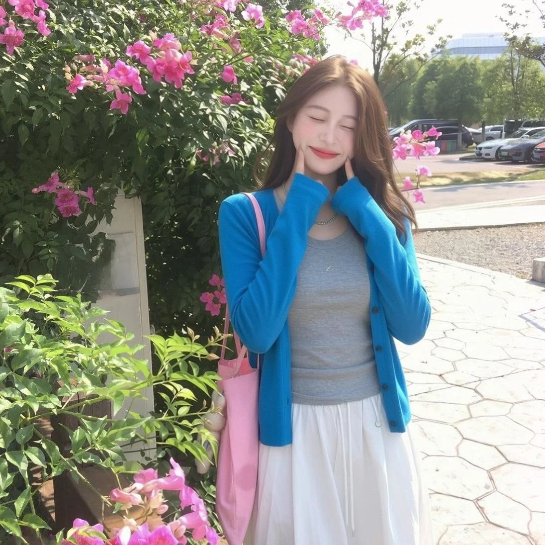 Klein Blue Ice Silk Knitted Cardigan Women's Summer Korean Style Versatile Outerwear Short Sleeve Long Sleeve V Neck Breathable
Klein Blue Ice Silk Knitted Cardigan Women's Summer Korean Style Versatile Outerwear Short Sleeve Long Sleeve V Neck Breathable