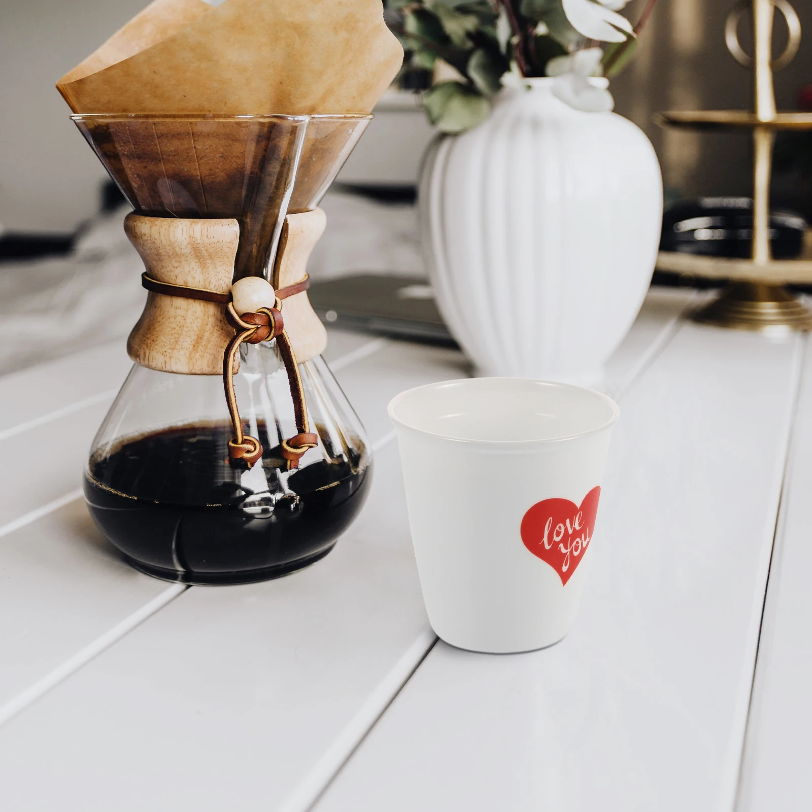 Handleless Porcelain Ceramic Tumbler 200ml Red Heart Design Valentine's Day Wedding Anniversary Party Favor Reusable Coffee Mug
Handleless Porcelain Ceramic Tumbler 200ml Red Heart Design Valentine's Day Wedding Anniversary Party Favor Reusable Coffee Mug