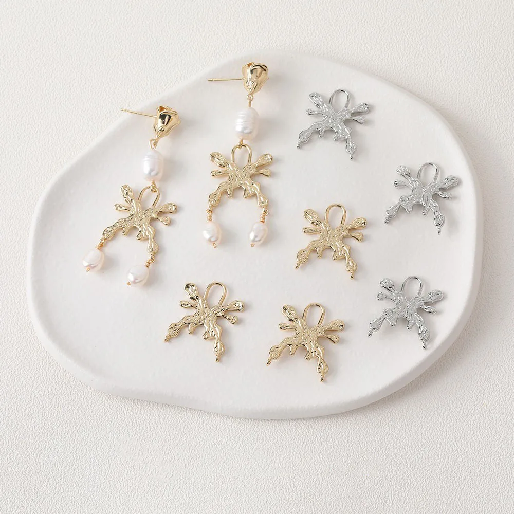 4PCS 14K Gold Plated Irregular Thin Embossed Butterfly Pendant Handmade Material Accessories Jewelry DIY Making Supplies
4PCS 14K Gold Plated Irregular Thin Embossed Butterfly Pendant Handmade Material Accessories Jewelry DIY Making Supplies