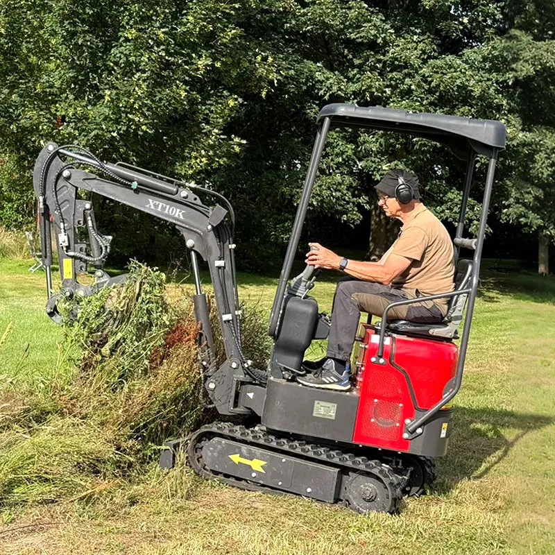 1 Ton Mini Excavator Home Use Small Excavator Euro 5 Hydraulic Crawler Mini Excavator 1000kg Customized Digger With Parts Custom
1 Ton Mini Excavator Home Use Small Excavator Euro 5 Hydraulic Crawler Mini Excavator 1000kg Customized Digger With Parts Custom