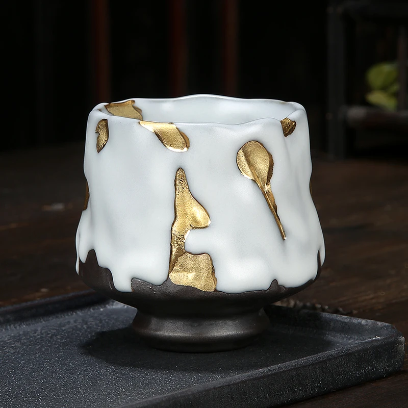 Handmade Ceramic Chai Bai Guo Fu Raku Tea Cup Japanese Style Coarse Ceramics Drinking Cup Single Piece Owner Cup Gold Plated
Handmade Ceramic Chai Bai Guo Fu Raku Tea Cup Japanese Style Coarse Ceramics Drinking Cup Single Piece Owner Cup Gold Plated