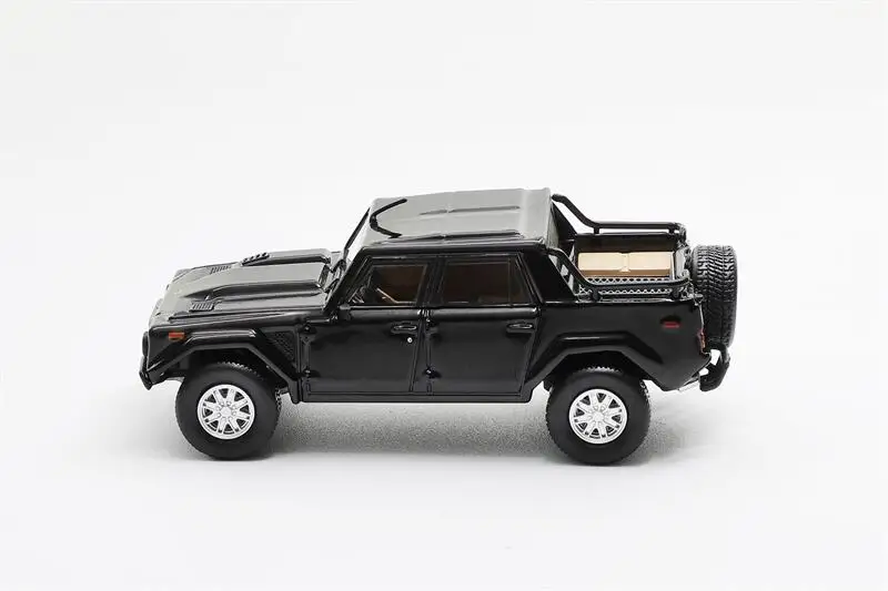 1:64 KS-094-502/6 LM002 SUV LHD limited500 Diecast Collector's Vehicle Model Car
1:64 KS-094-502/6 LM002 SUV LHD limited500 Diecast Collector's Vehicle Model Car